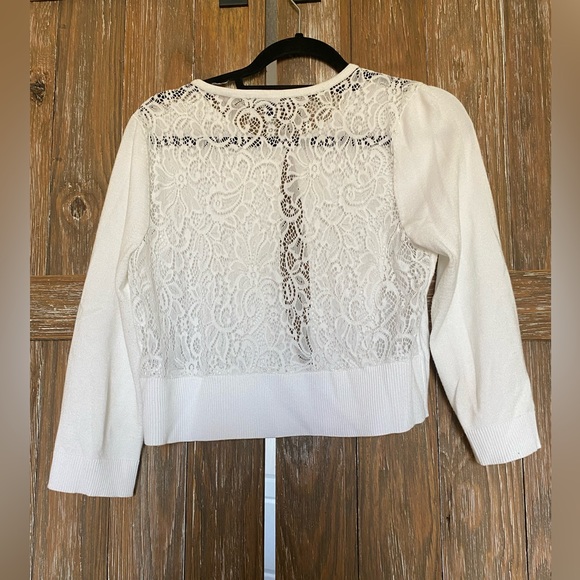 White cardigan, size medium with lace back - Picture 3 of 4